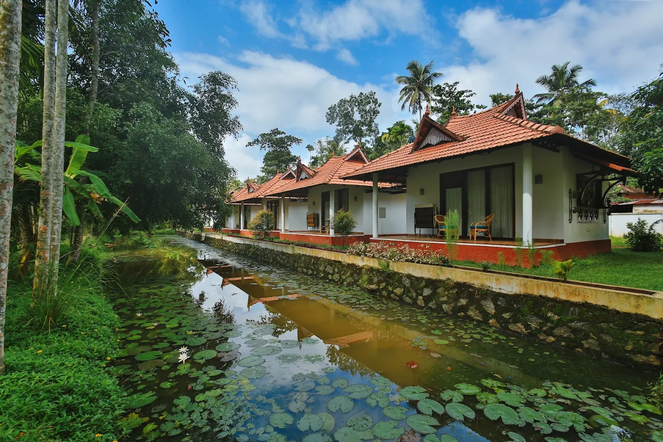 Palmgrove Lake Resort, 8