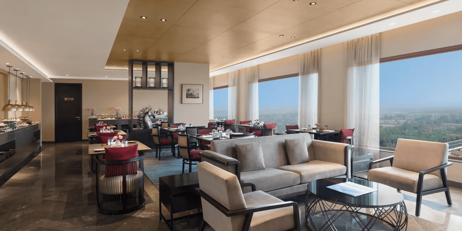 crowne-plaza-new-delhi-8706050987-2×1.avif 77