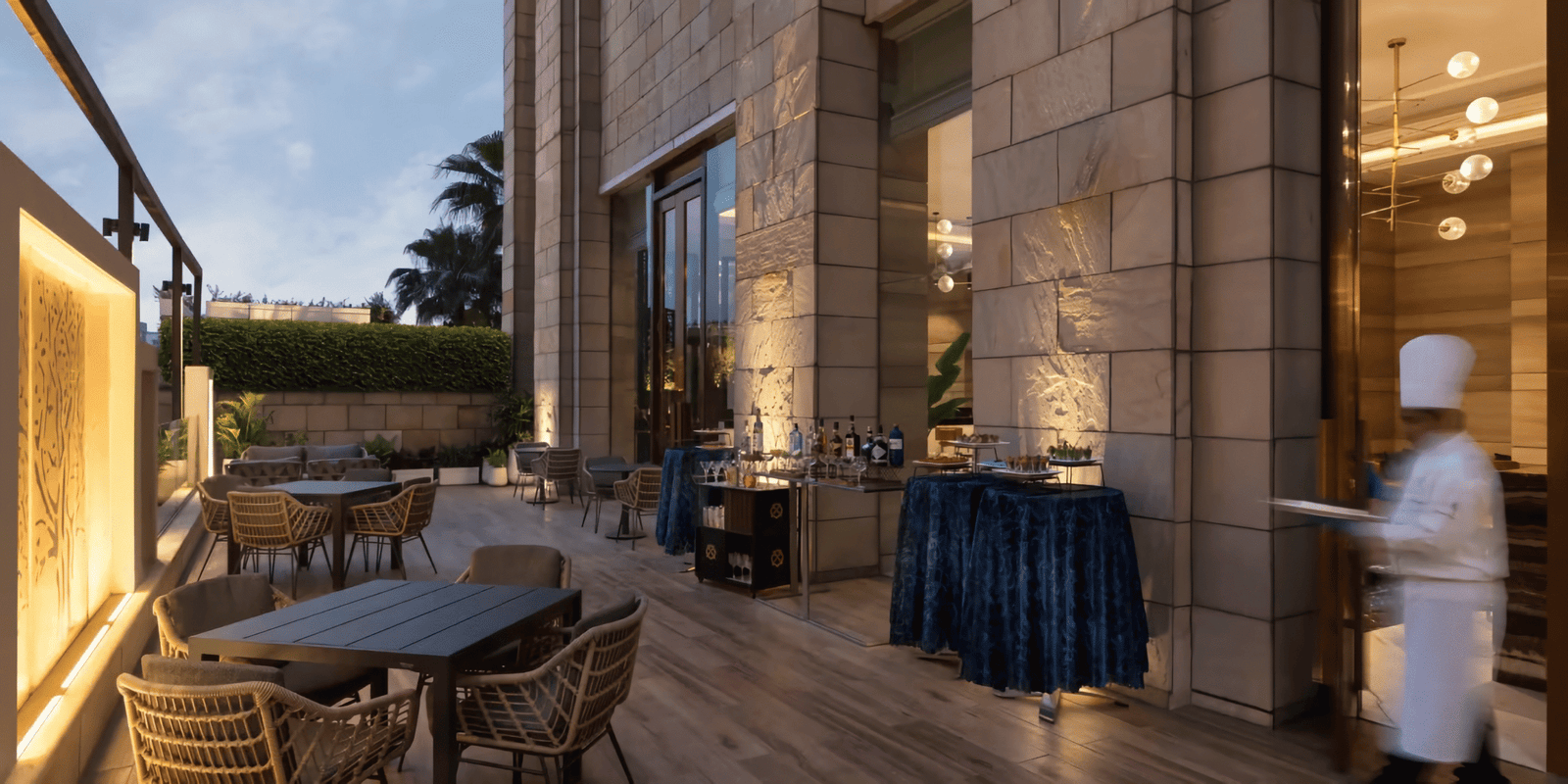 crowne-plaza-new-delhi-8706052558-2×1.avif 16