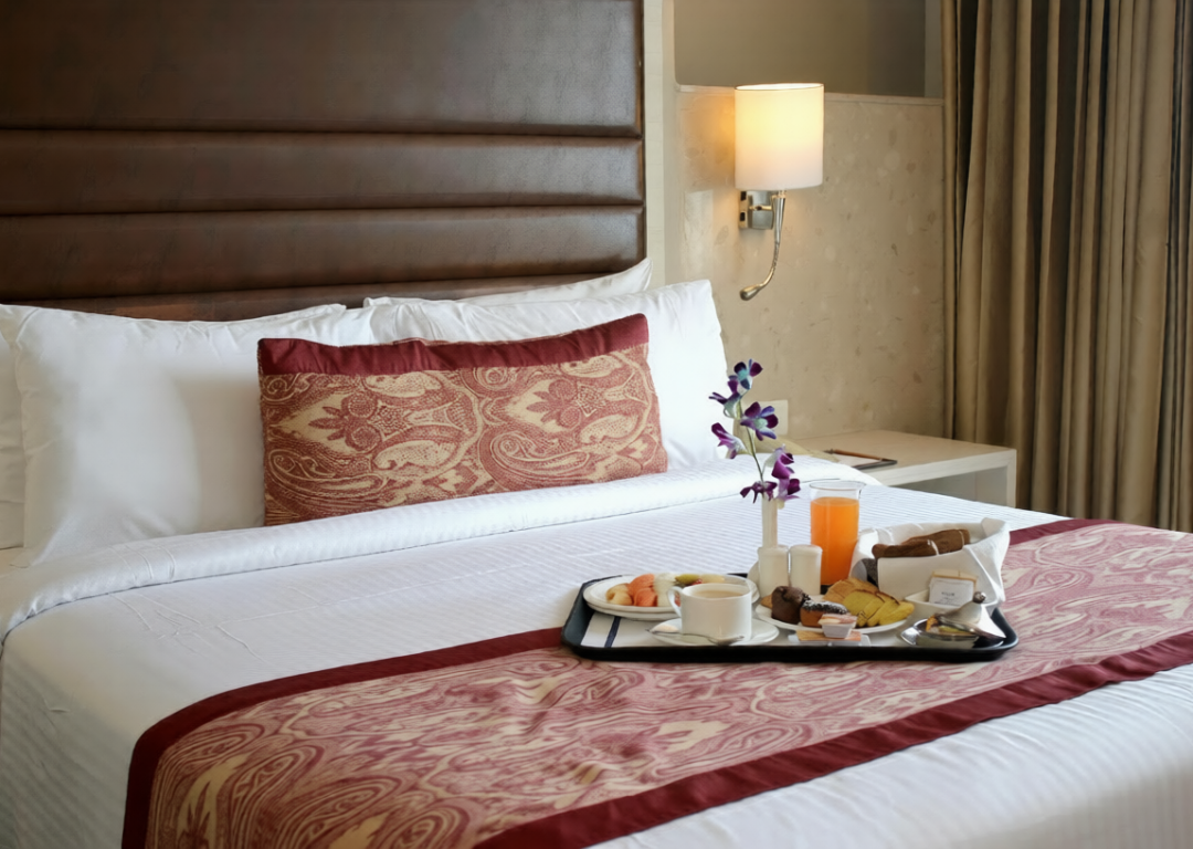 Mahagun Sarovar Portico Suites 15_LE_upscale_prime_x4-ezremove